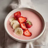 Strawberry Banana Smoothie in 5 Minutes